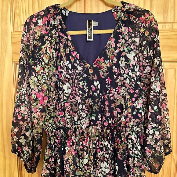 Julian Taylor dress - Picture 2 of 8